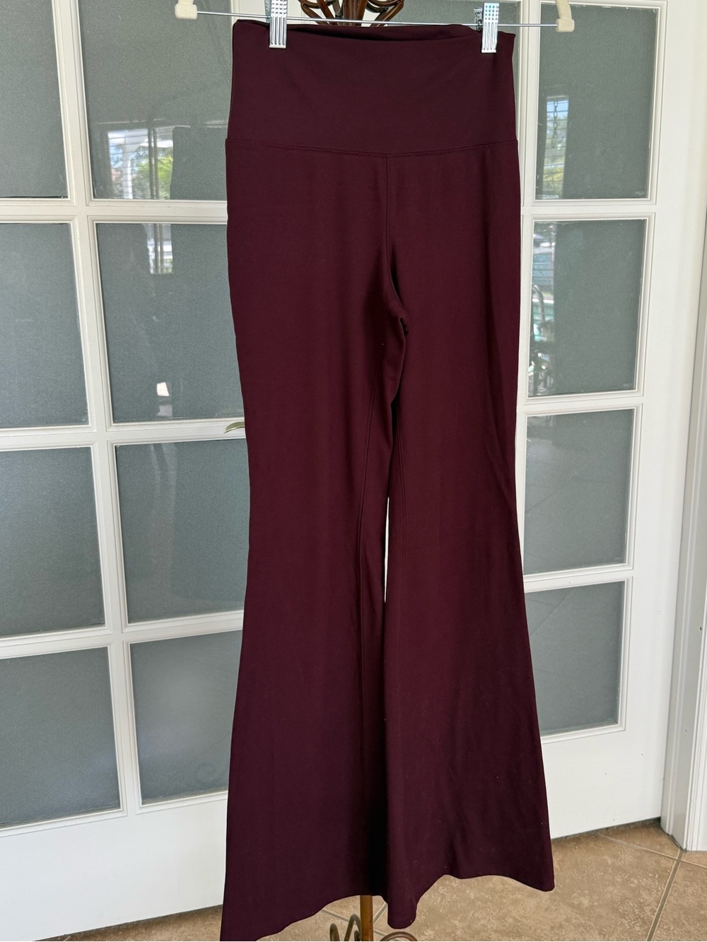 Wild Fable ButterBliss Burgundy Flare Leggings High Rise M
